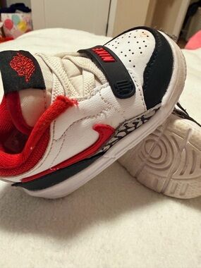 Nike Jordan legacy baby